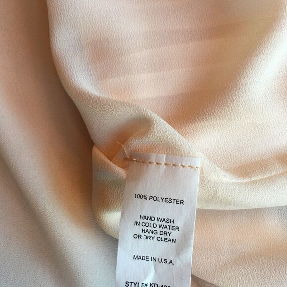 GORGEOUS PLEATED Blush Blouse - Picture 6 of 6